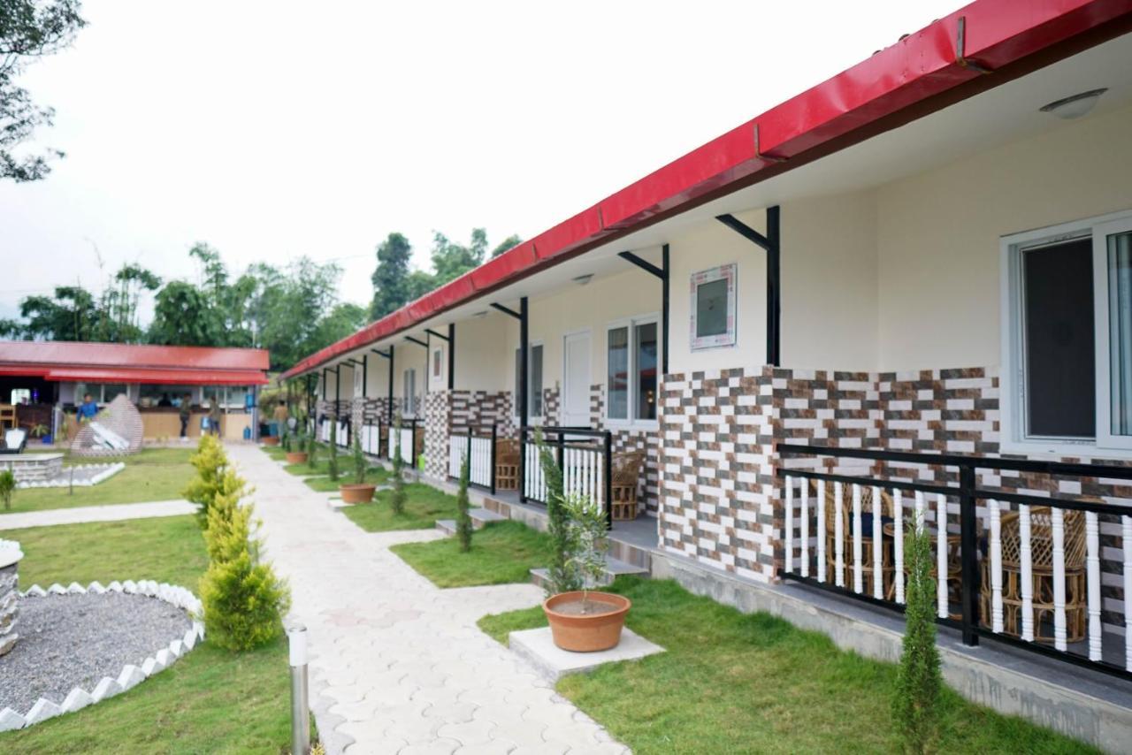 Alfanzoo Resort Pokhara Exterior foto